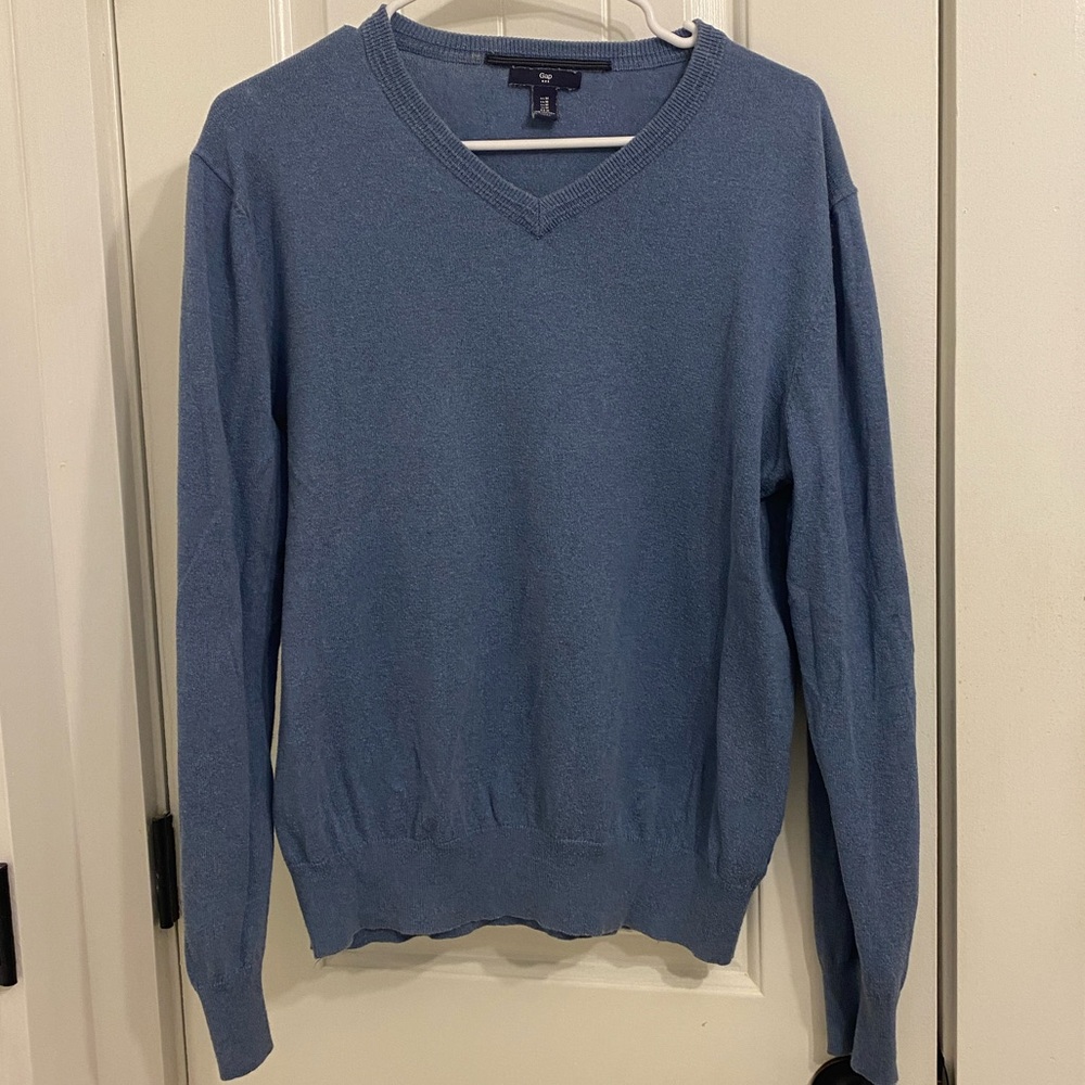Men's Blue Gap V-Neck Sweater size Medium